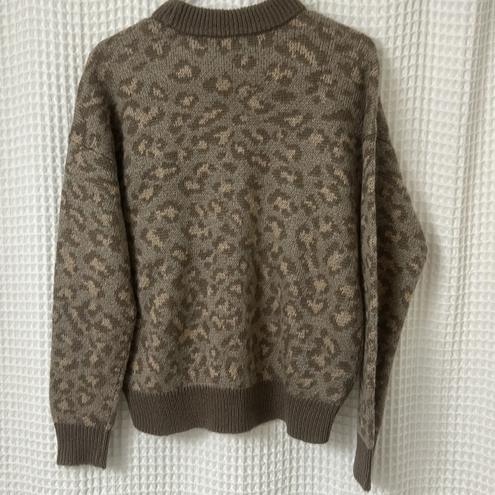 Aerie Sweater Women's XS Brown Crewneck Pullover Leopard Print Knit Relaxed - Picture 6 of 7